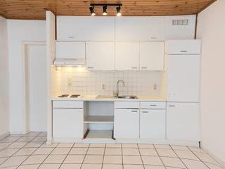 residentie "Villa Elisabeth" 10 minuten stappen naar het strand, winkels net om de hoek, ....Gezellig appartement in een residentie met slechts 4...