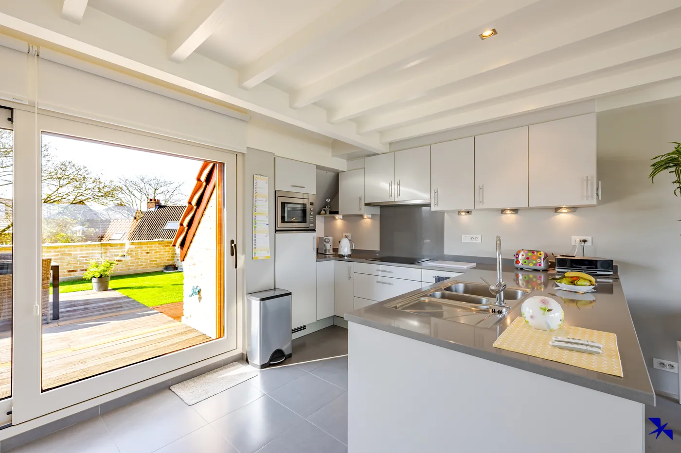 Duplex apartment with 2 terraces overlooking the canal - photo 5