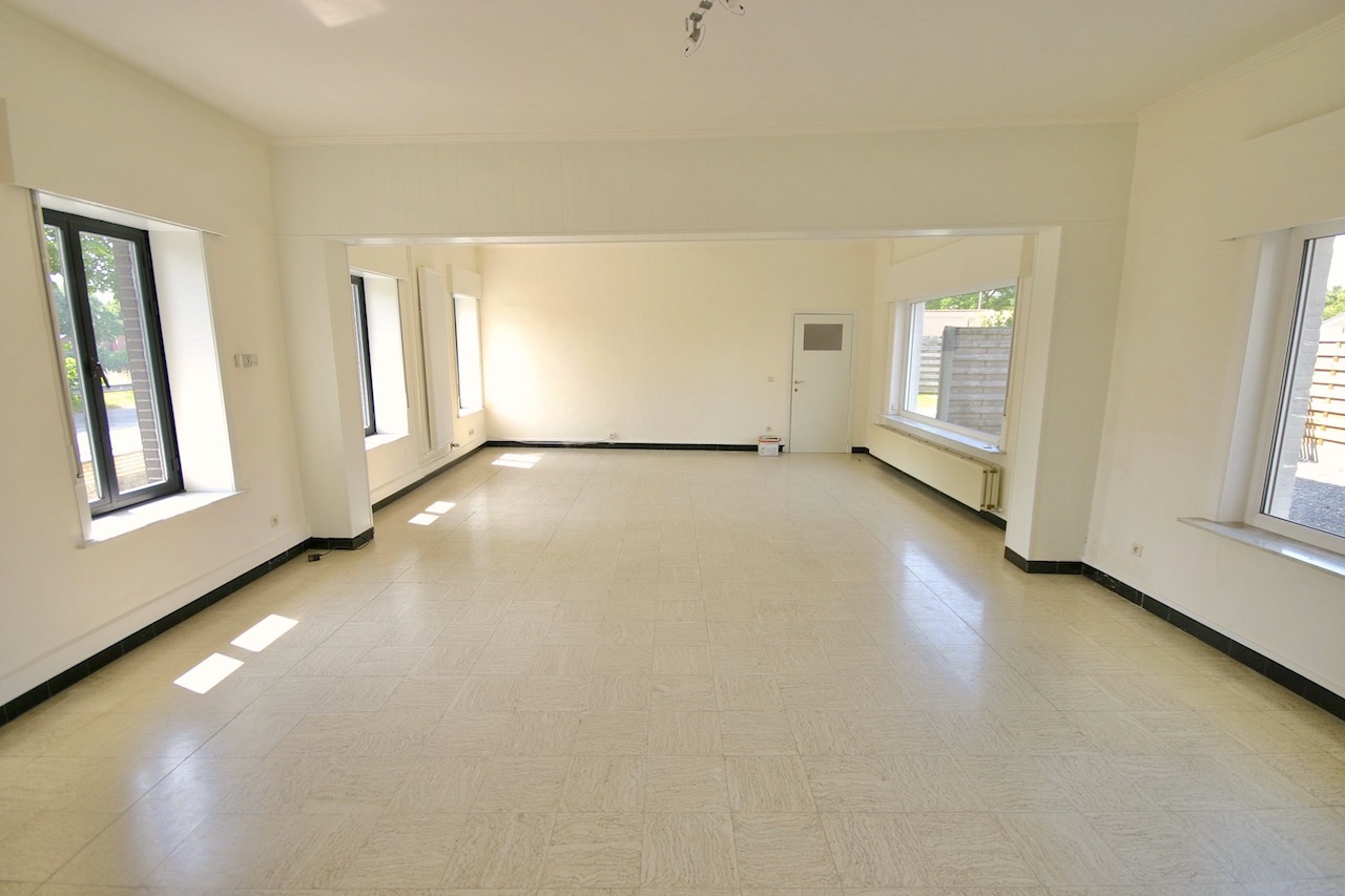 Ruime woning te huur met uniek uitzicht op de vaart in Bellem met 3 slpk, tuin voor 925 EUR/mnd - foto 5