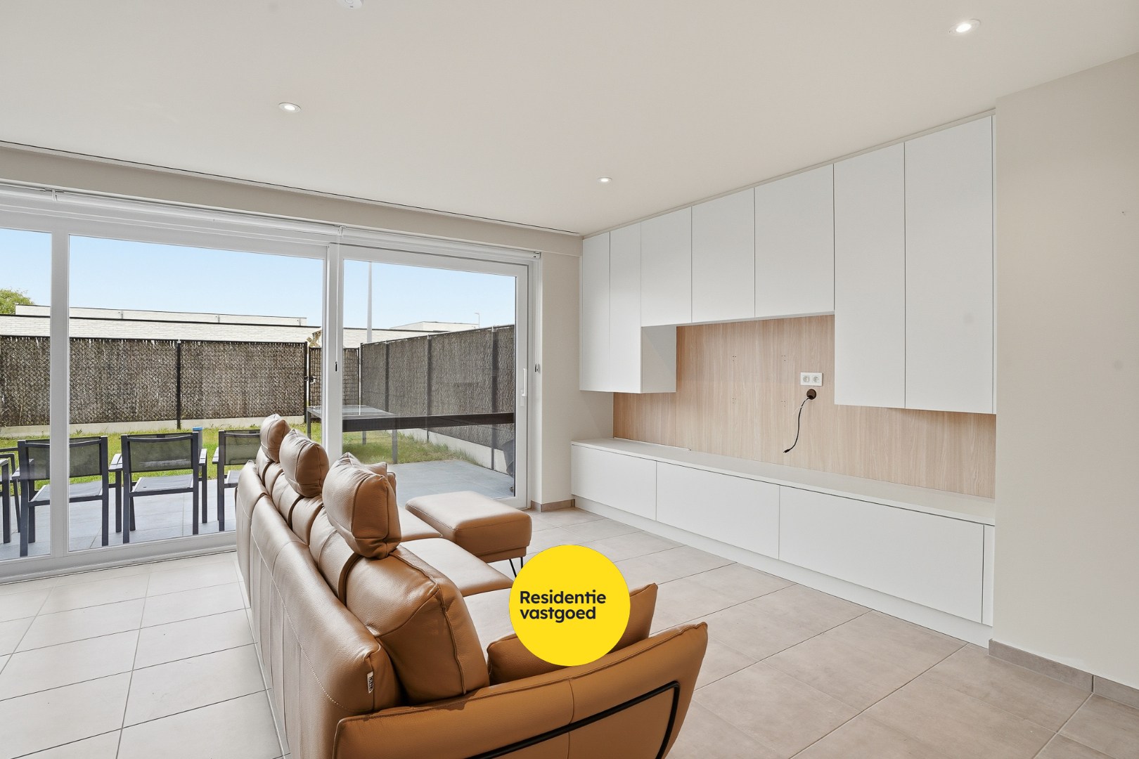 Instapklaar en energiezuinig gelijkvloers appartement met tuin - foto 3