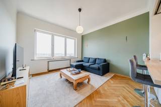 We Invest stelt u graag dit gezellige en lichtrijke appartement van 73 m² voor, gelegen op de zesde verdieping van een goed onderhouden gebouw...