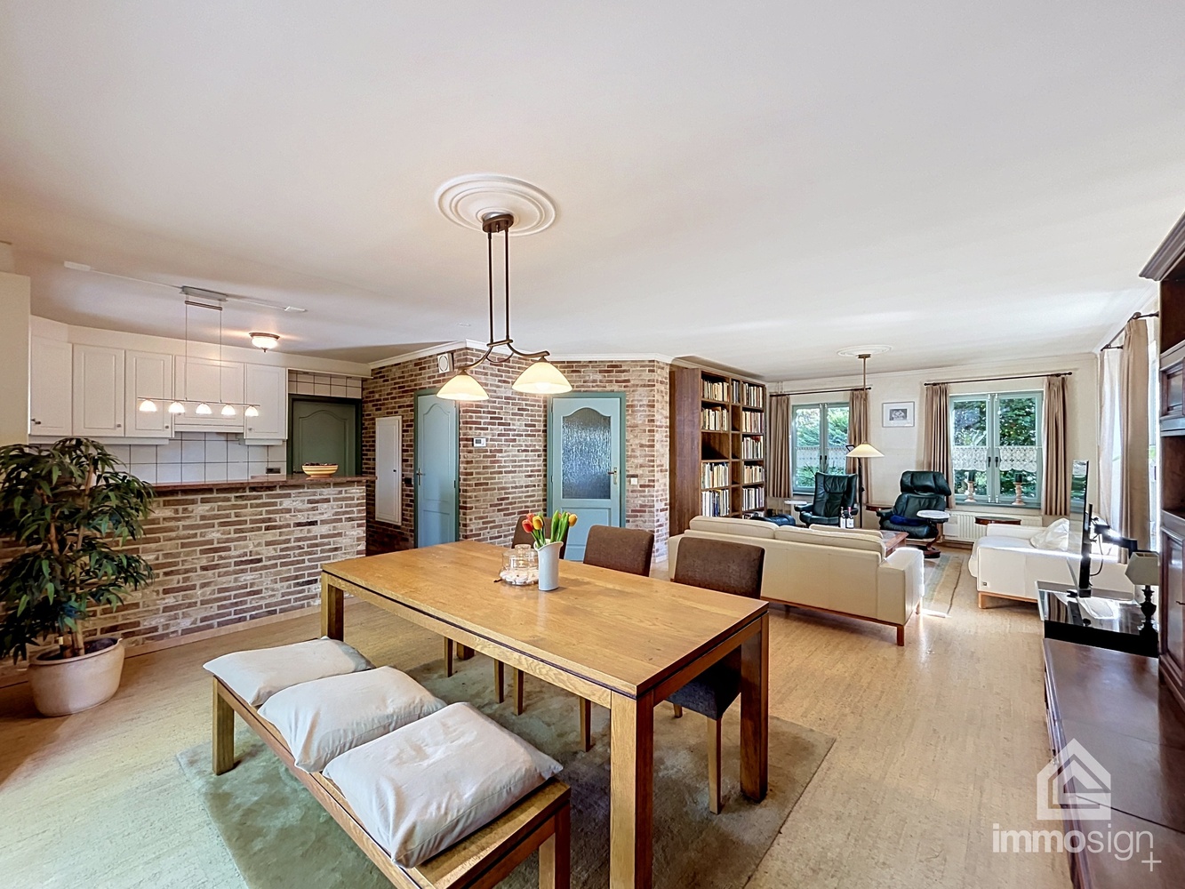Charmante, ruime, gezinswoning met 4 slaapkamers te Hamont! - foto 5