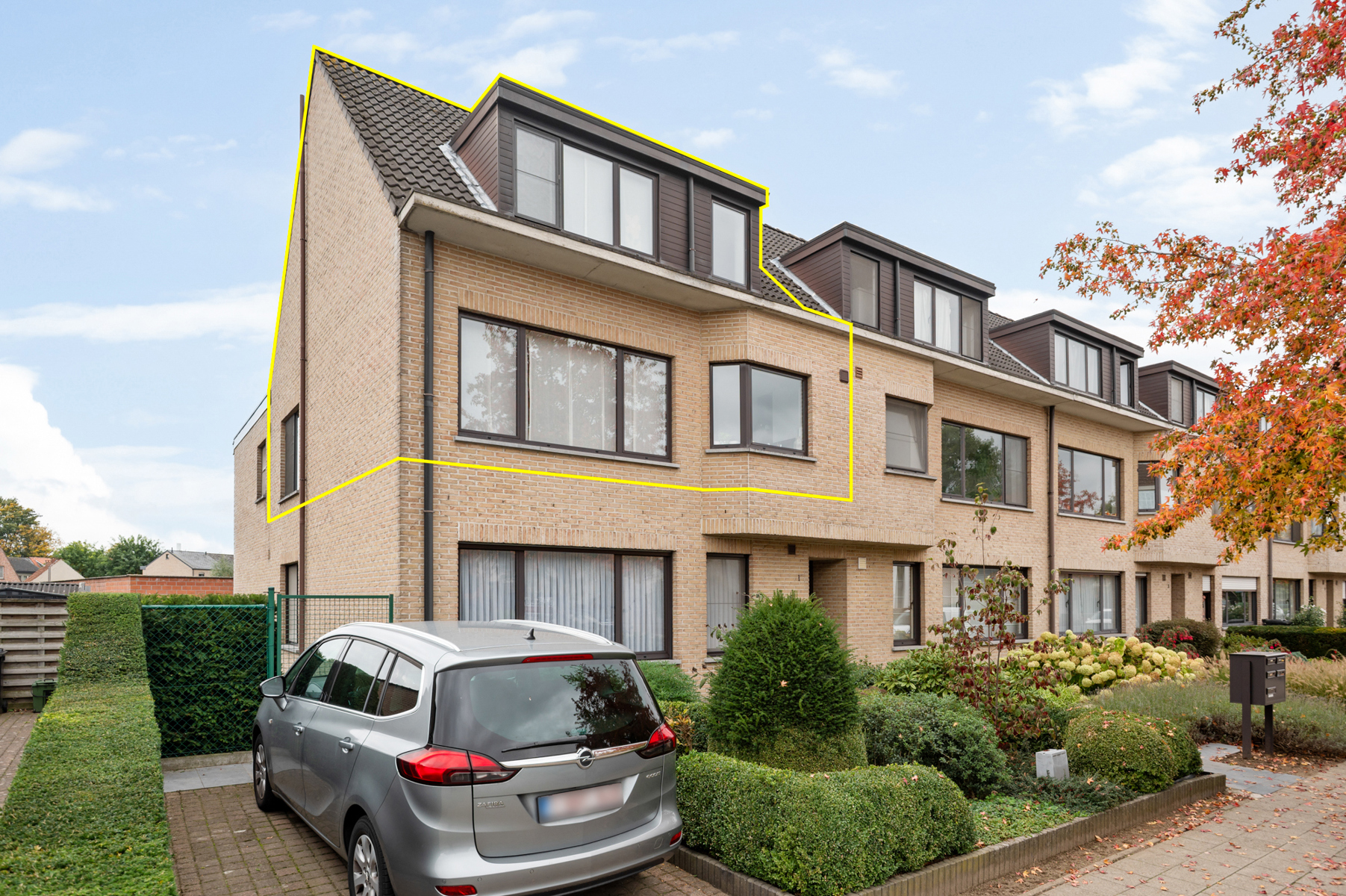 Ruim appartement met drie slaapkamers in centrum Wommelgem. - foto 1