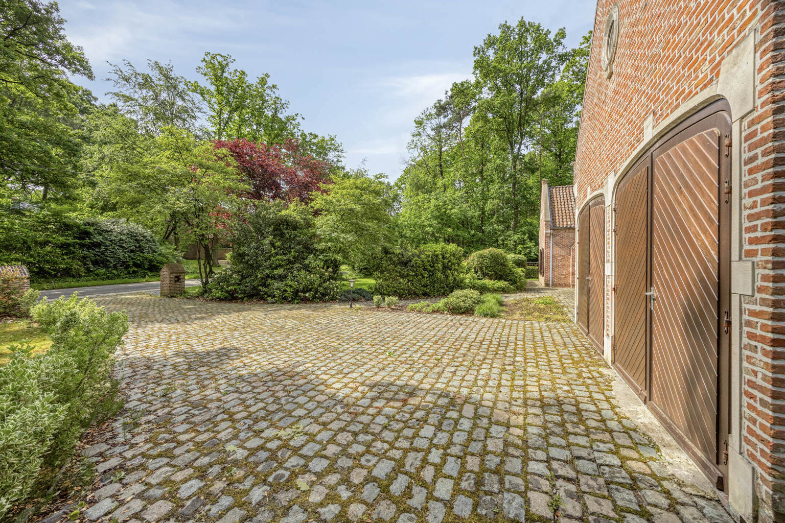 Prachtige en kwalitatieve woning op toplocatie in Linden. - foto 2
