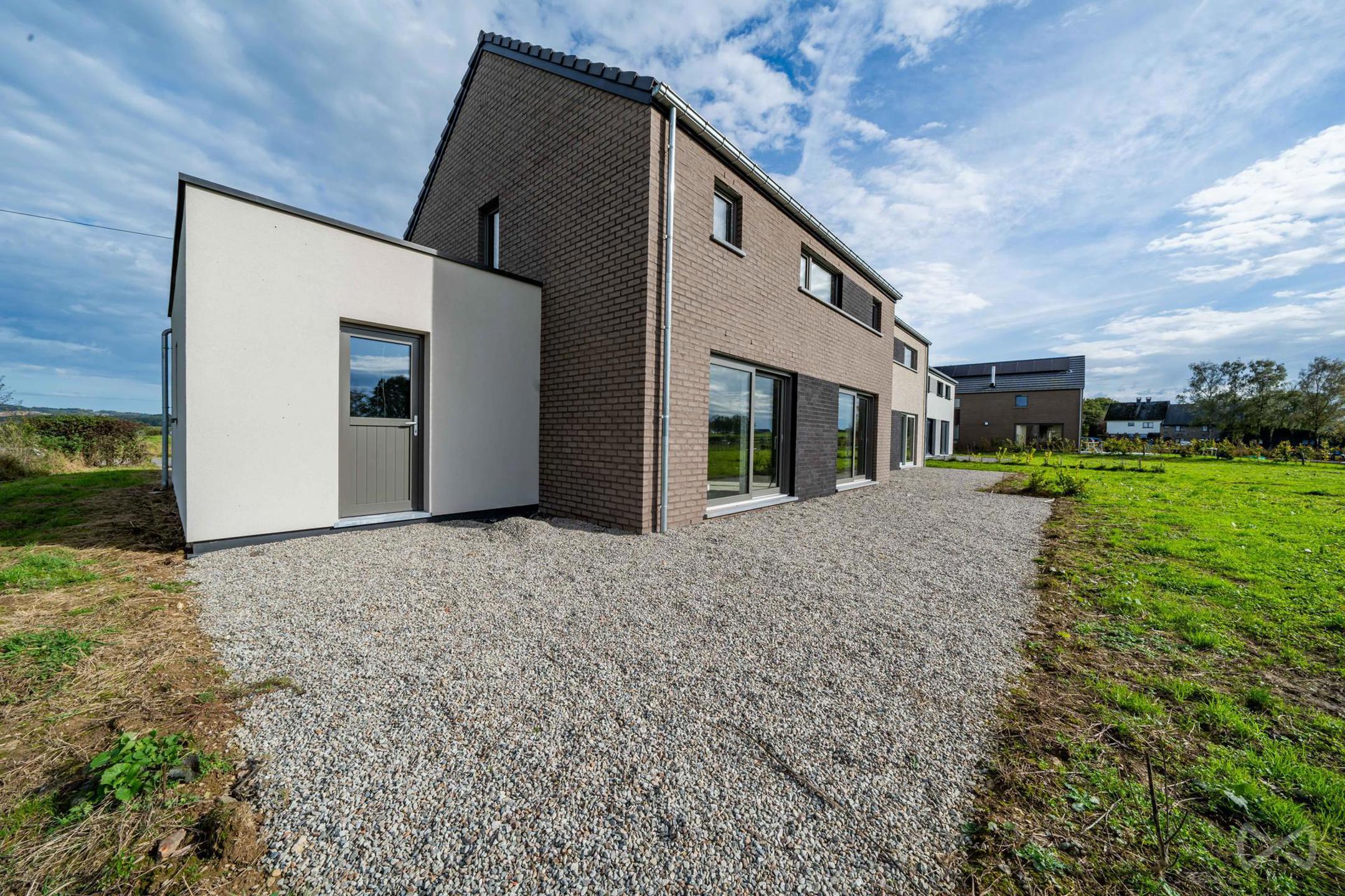 Huis te koop in Malmedy met 3 slaapkamers - foto 1