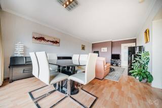 We Invest Waterloo vous propose ce charmant appartement idéalement situé au cœur de Waterloo, à seulement quelques centaines de mètres des...