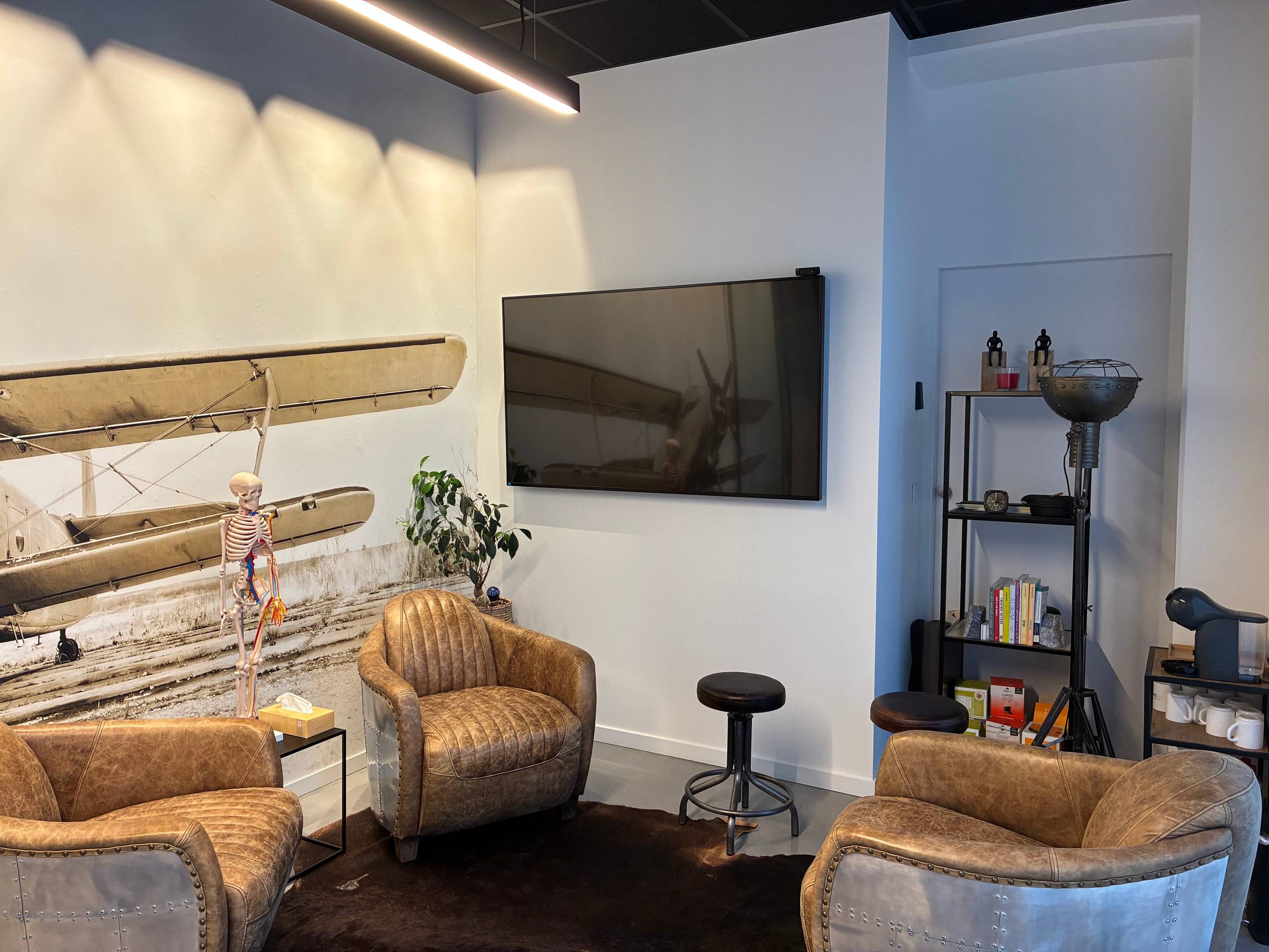 Goedgelegen kantoorruimte te huur in Waregem - foto 3