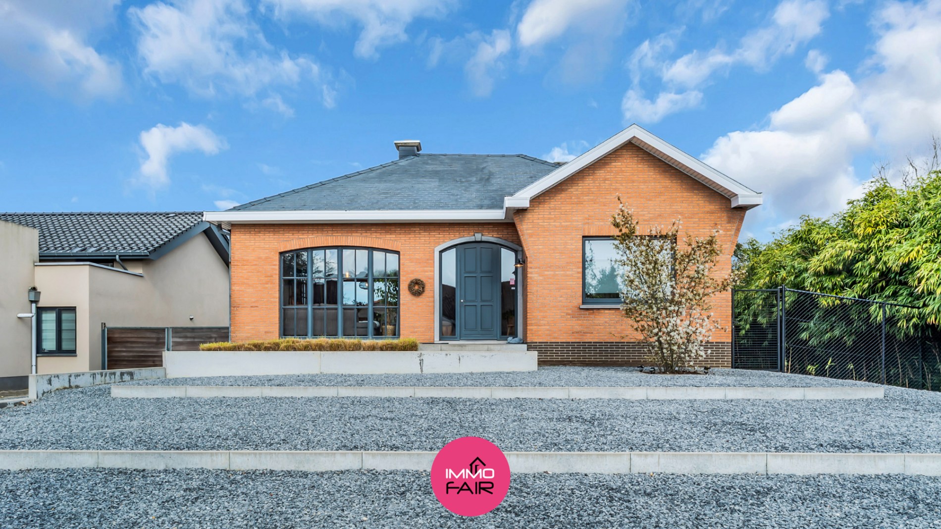 Instapklare bungalow met royale tuin op rustige topligging in Houthalen - foto 1