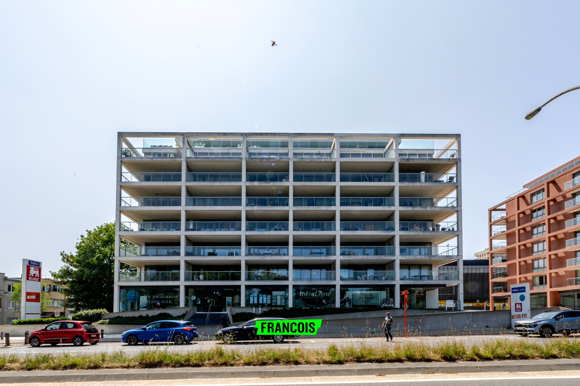 Grote garagebox op wandelafstand van strand Mariakerke, Oostende. - foto 5