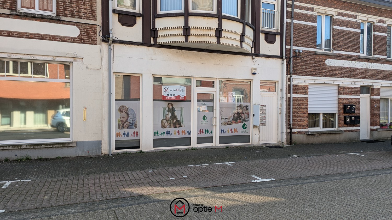 Commercial à vendre à Beringen