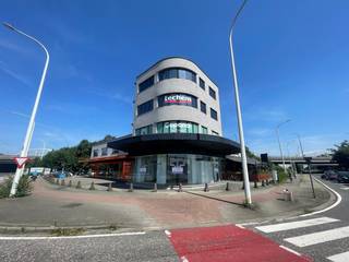 Commercial à louer à Schoten