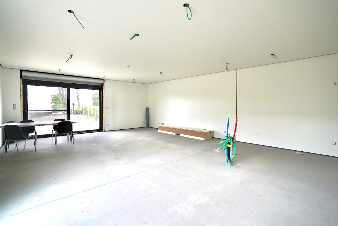 House for rent in Eeklo with 5 bedrooms - photo 5