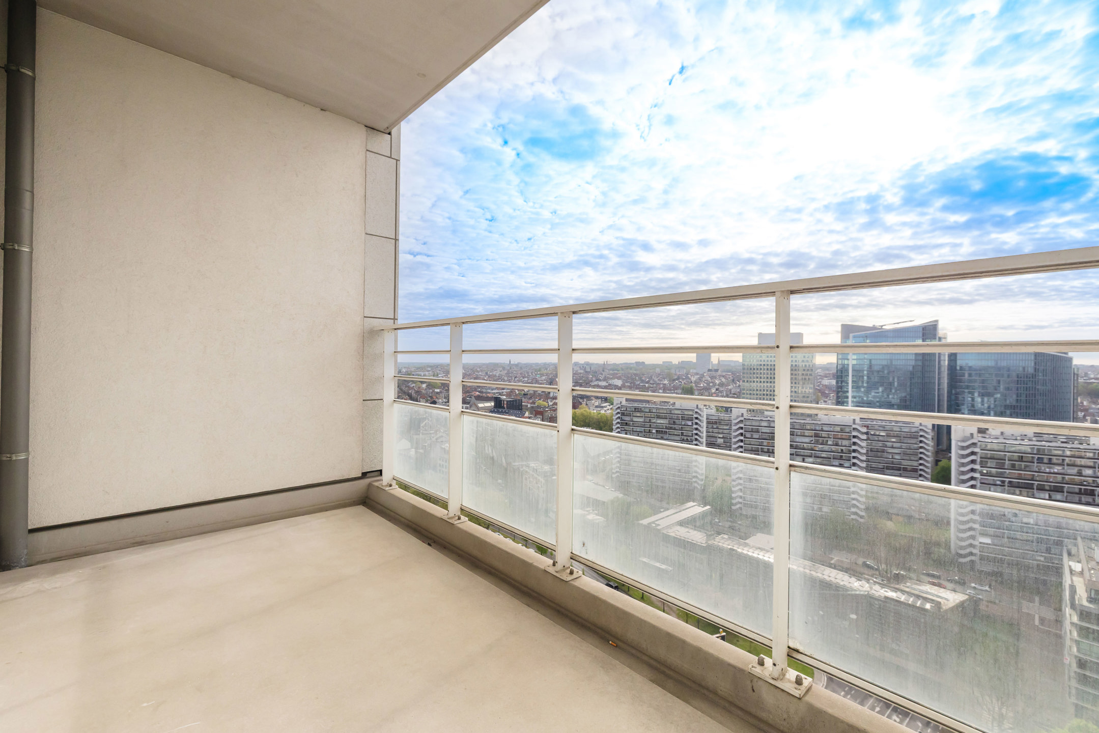 Tour UPSITE, Tour&amp;Taxis, appartement 2 slaapkamers + terras - foto 5