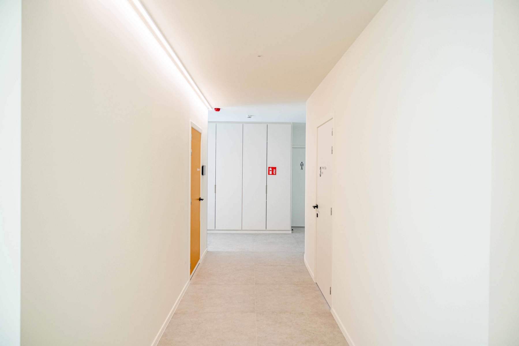 Commercial for rent in Merelbeke-Melle - photo 3