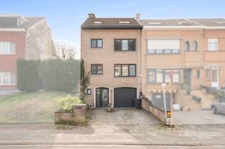 Te koop: ééngezinswoning in het centrum van Zaventem, op wandelafstand van openbaar vervoer en nabij belangrijke invalswegen.Deze woning uit 1989...