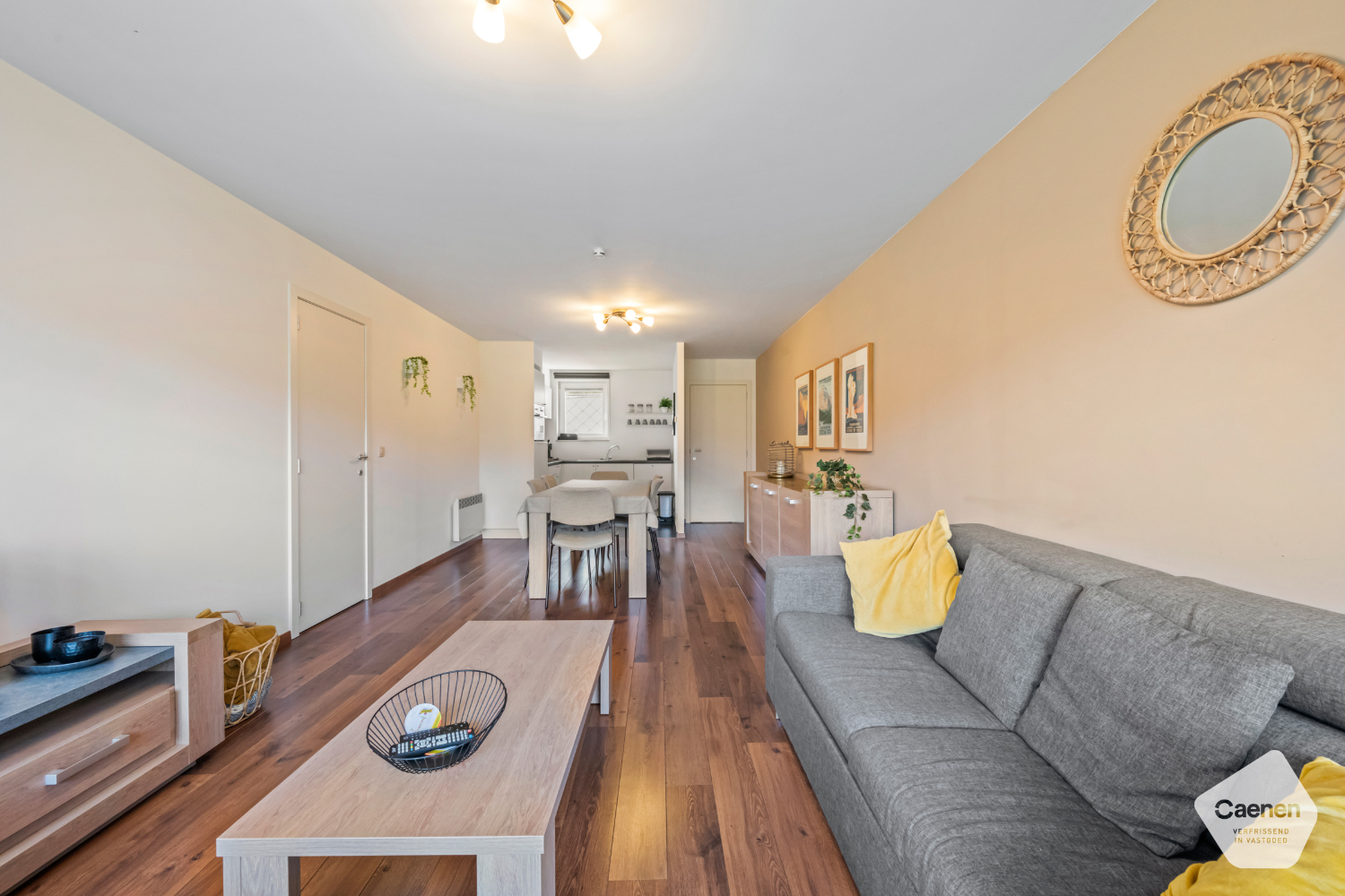 Magnifique appartement de deux chambres à coucher, prêt à emménager, situé dans un quartier calme, à quelques pas de la plage. - photo 3