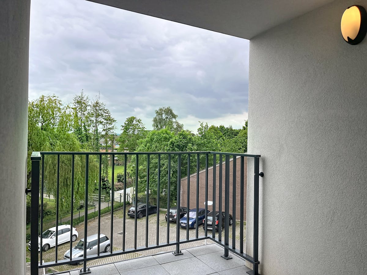 Appartement récent avec place de parking et terrasse à Poperinge - photo 4