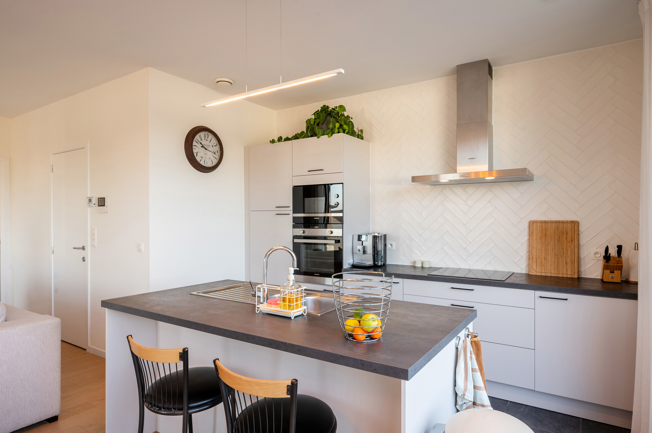 Modern en ruim appartement (2021) met 3 slaapkamers en zonneterras te Muizen. - foto 4