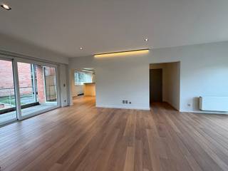 Dit charmante éénslaapkamerappartement is gelegen op een absolute toplocatie, pal op de Grote Markt van Westerlo.Ideaal voor wie graag in het centrum...