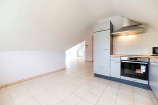 5000 NAMUR, Rue du Capitaine Jomouton, 30 - H.32Op de 3e verdieping, in een rustige straat op een steenworp afstand van de Maas, biedt dit...