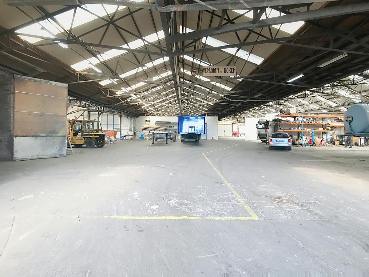 Warehouse/workshop from approximately 1,500 m² in Hooglede-Gits - photo 4