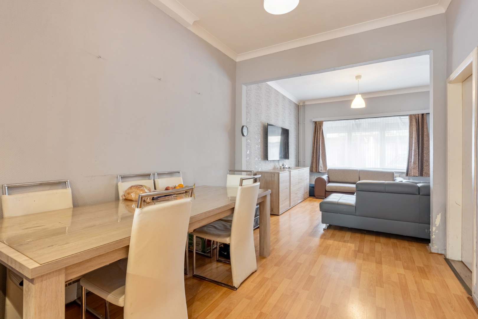 Deels gerenoveerde woning met stadstuin, 3 slpk, 2a60ca, tussen de kleine en grote ring - foto 4