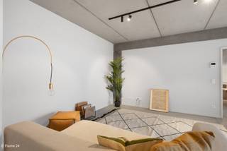 Dit appartement ligt op een boogscheut van het centrum in het indrukwekkende nieuwbouwproject “Koning Noord”. Dit appartement op de derde...