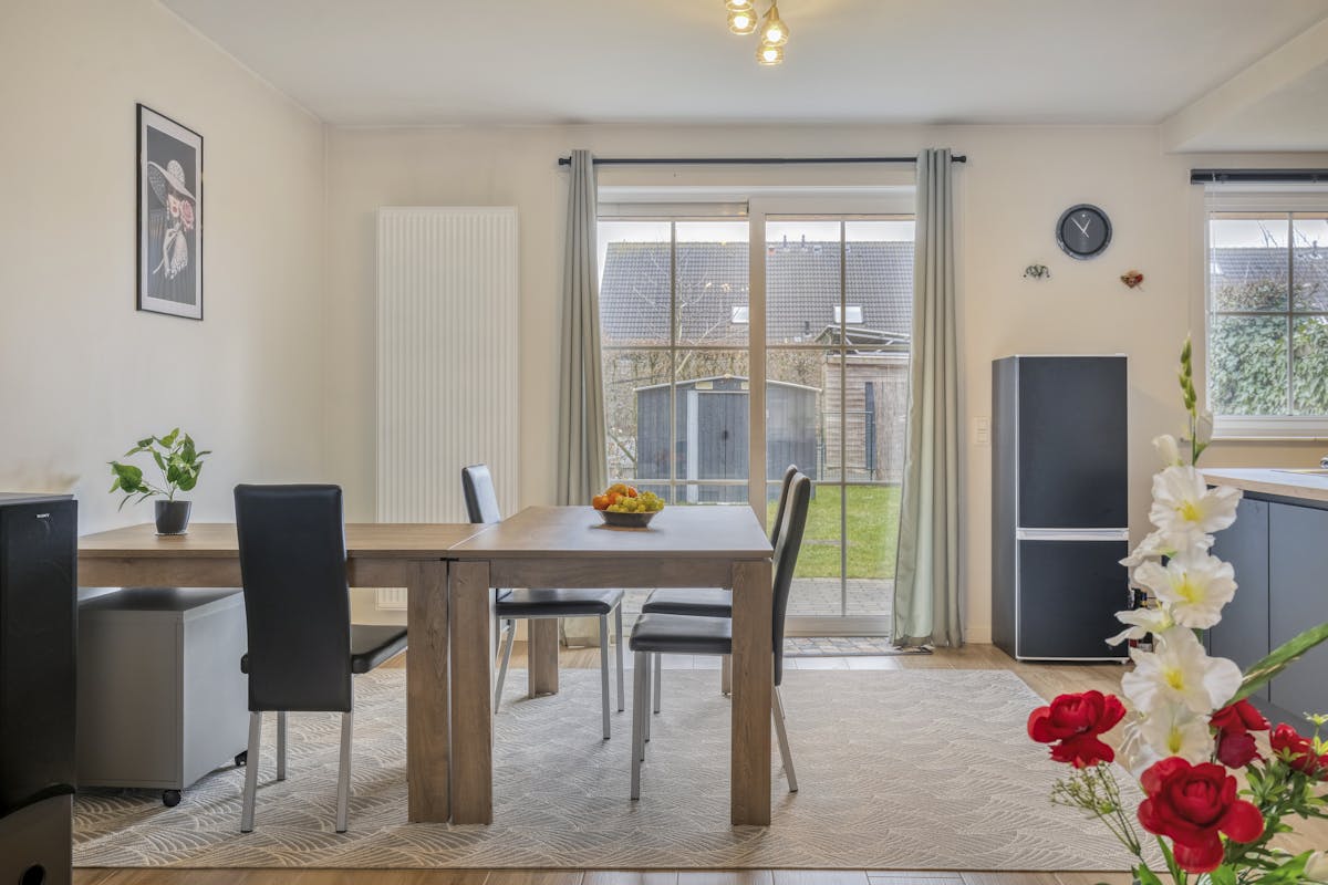 Gerenoveerde woning met 3 slaapkamers en tuin in Rumbeke - foto 4