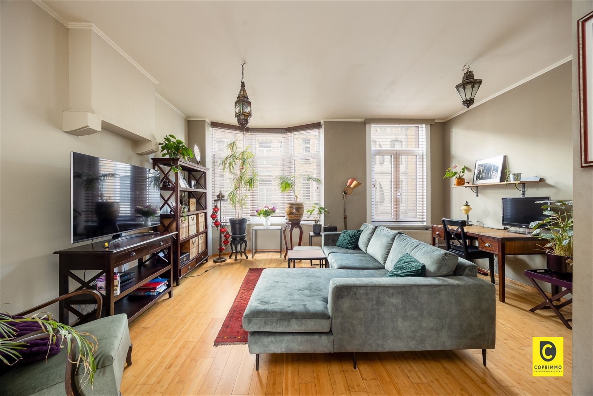 Zeer ruime bel-etage met tuin nabij Rivierenhof ! - foto 3