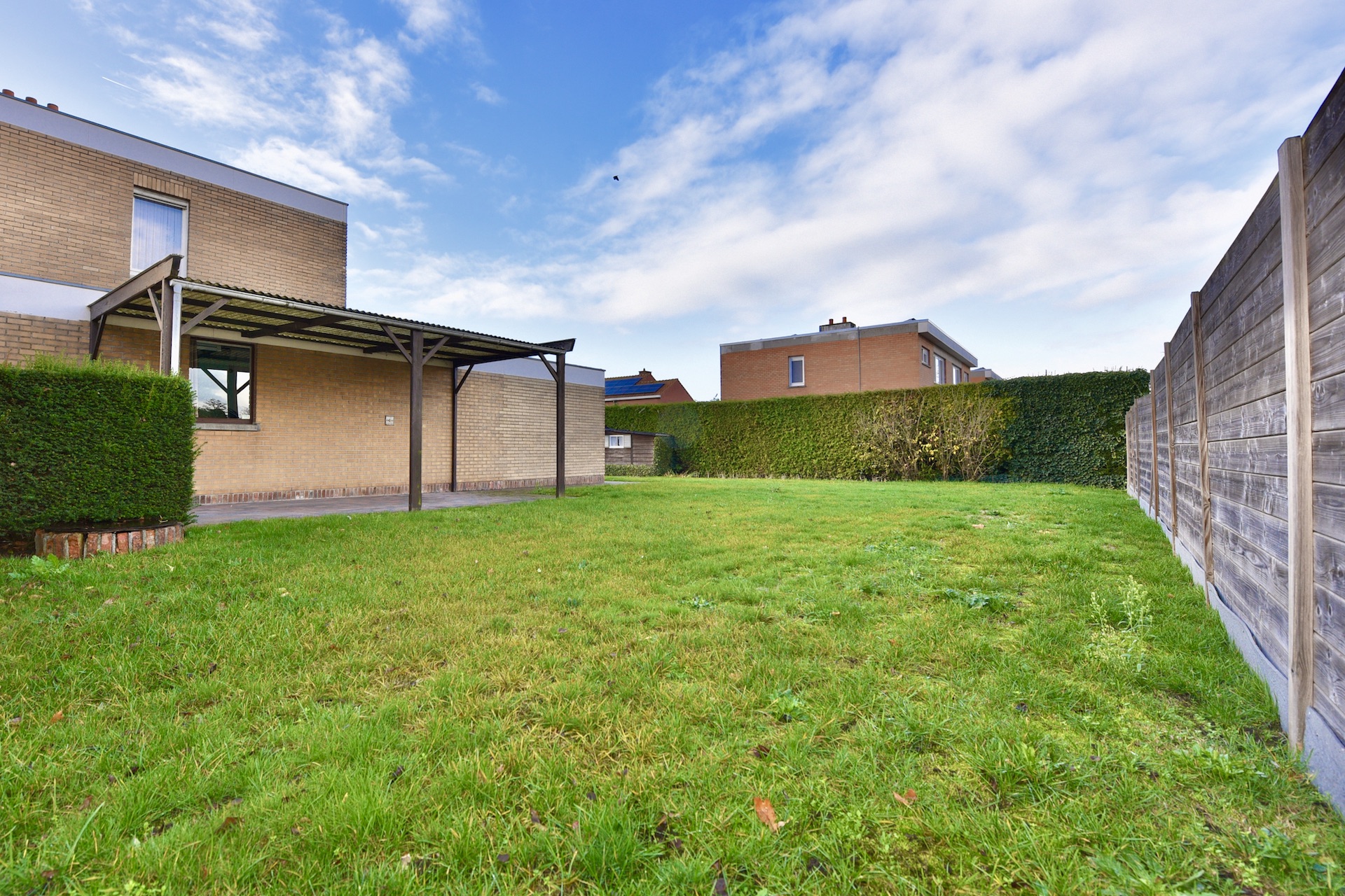 Woning nabij centrum Eeklo met 3 slpk en grote tuin voor 279.000 EUR - foto 4