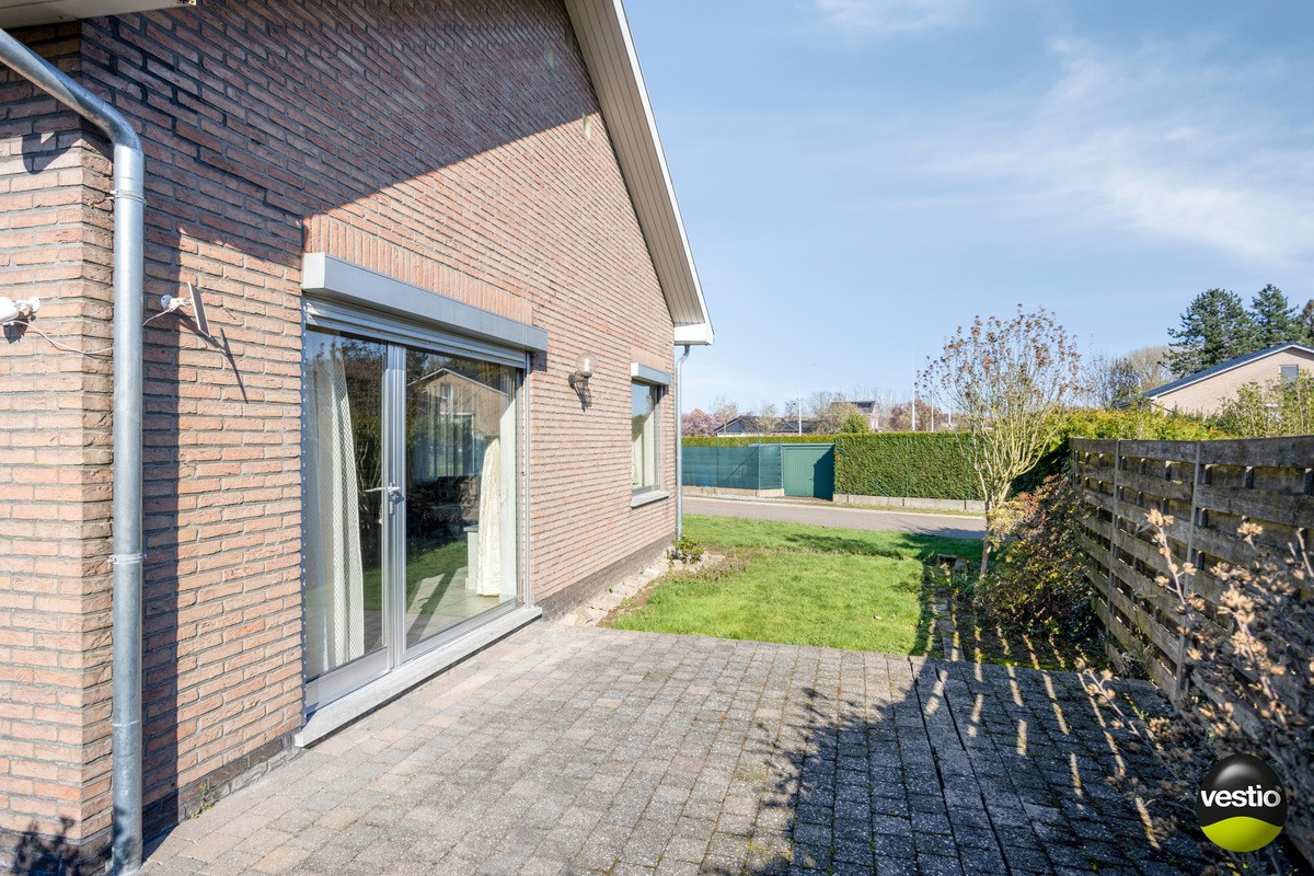 RUIME OPEN BEBOUWING (OB) MET 3 SLAAPKAMERS, GARAGE EN KELDER OP HOEKPERCEEEL VAN 6A67CA. - foto 5