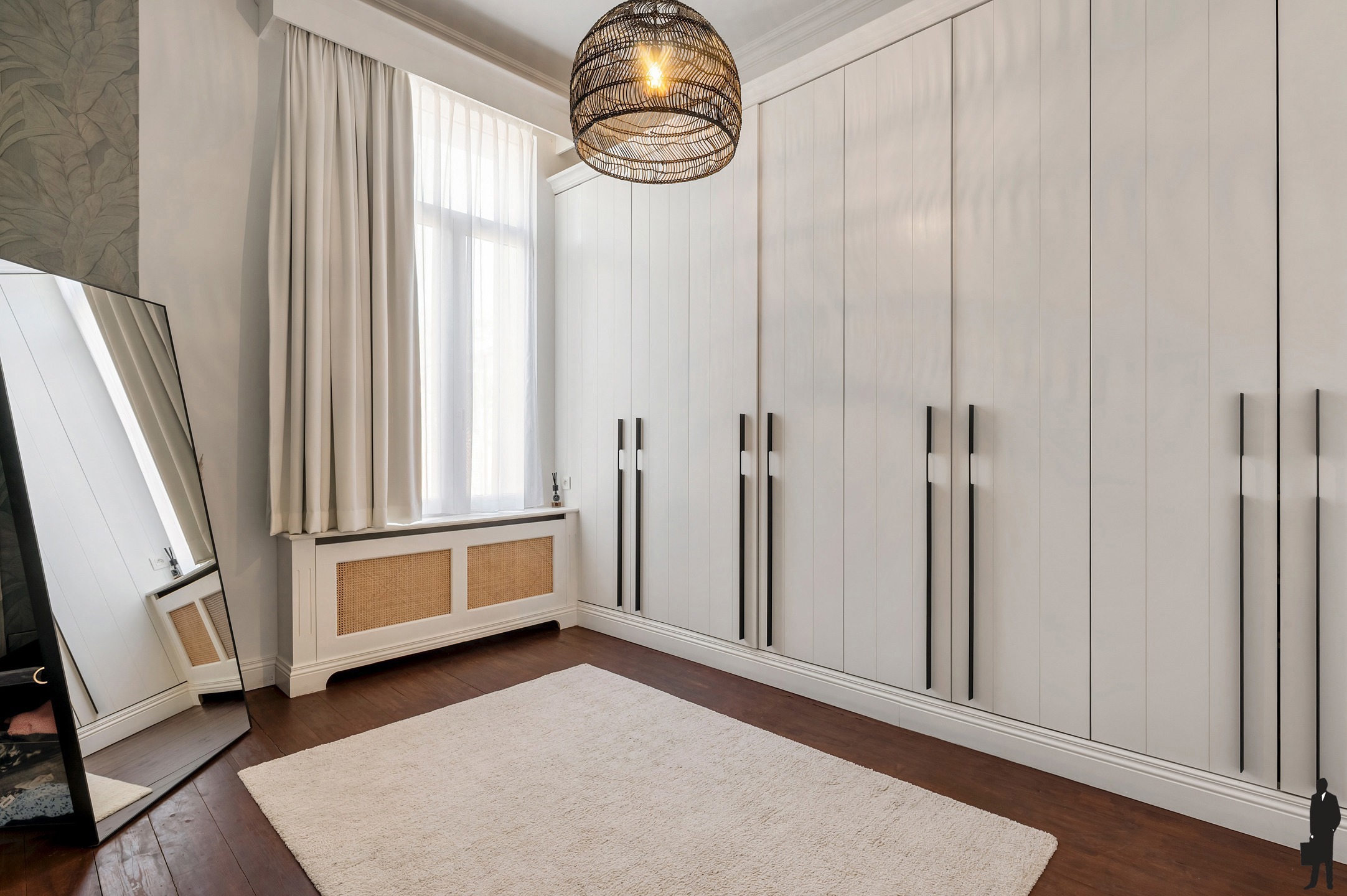 Karaktervolle, volledig gerenoveerde woning met 4 slaapkamers en stadstuin in het hart van Berchem - foto 5