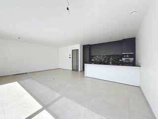 Bent u op zoek naar een kwalitatief afgewerkt nieuwbouwappartement? Dan is dit zeker iets voor u! Dit appartement beschikt over 2 slaapkamers en...