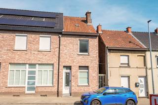 House for sale in Halle