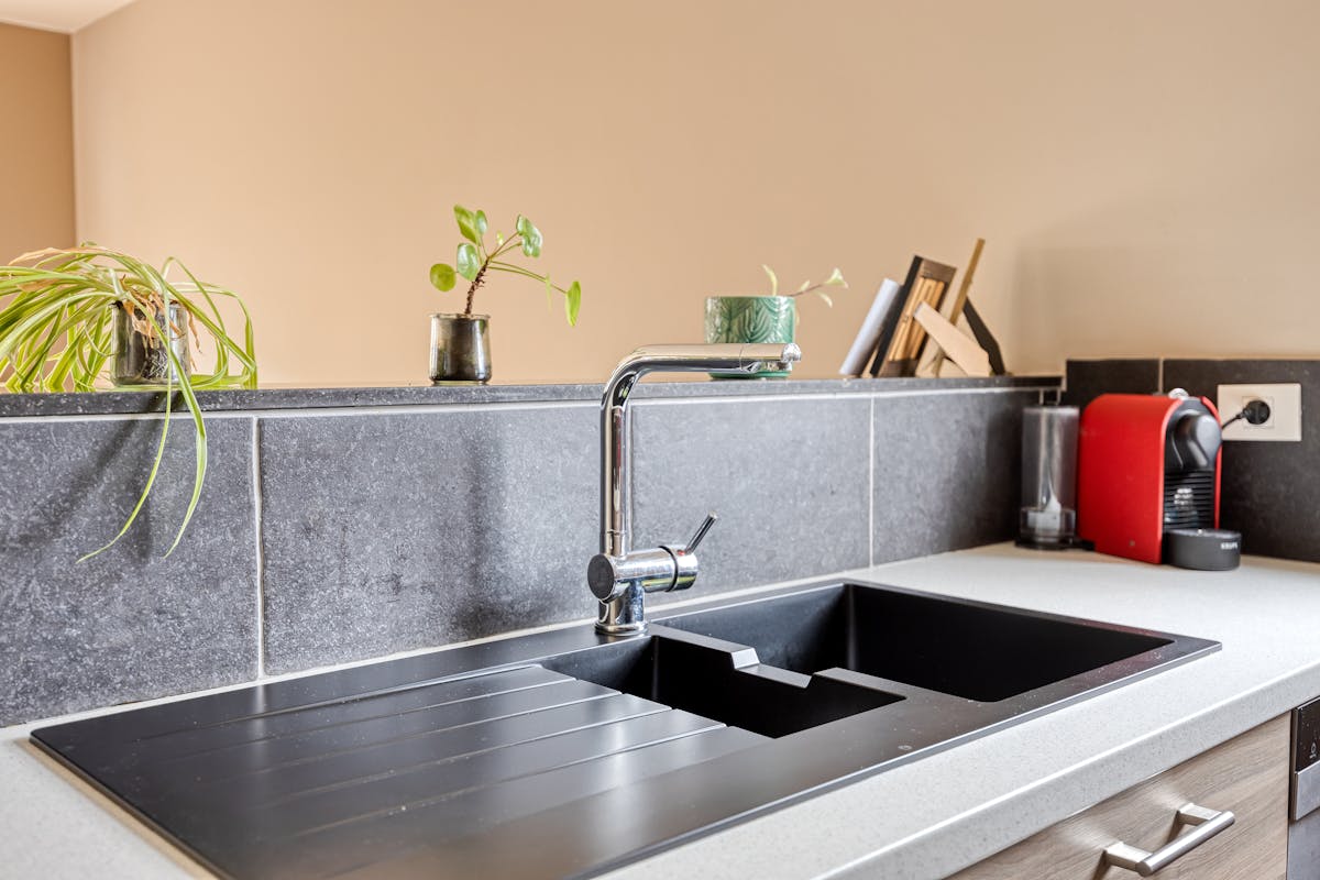 Instapklaar gelijkvloers appartement te koop in Kruibeke - foto 5