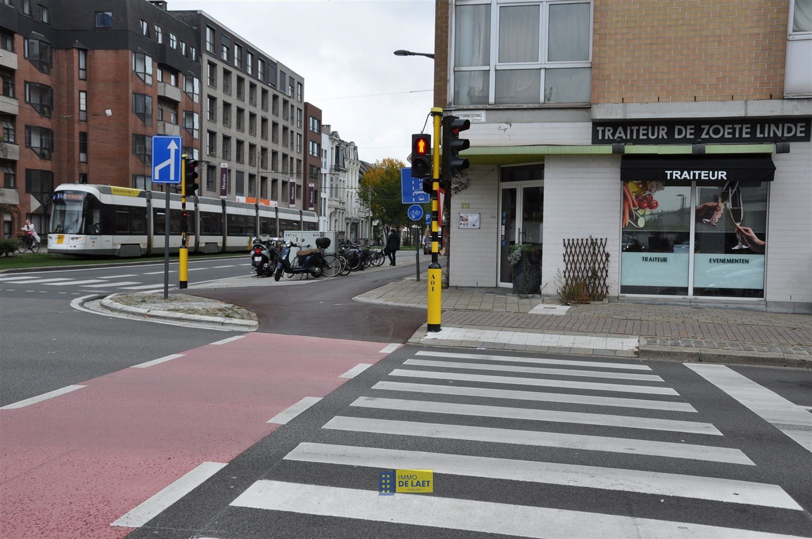 Commercial à vendre à Berchem - photo 2