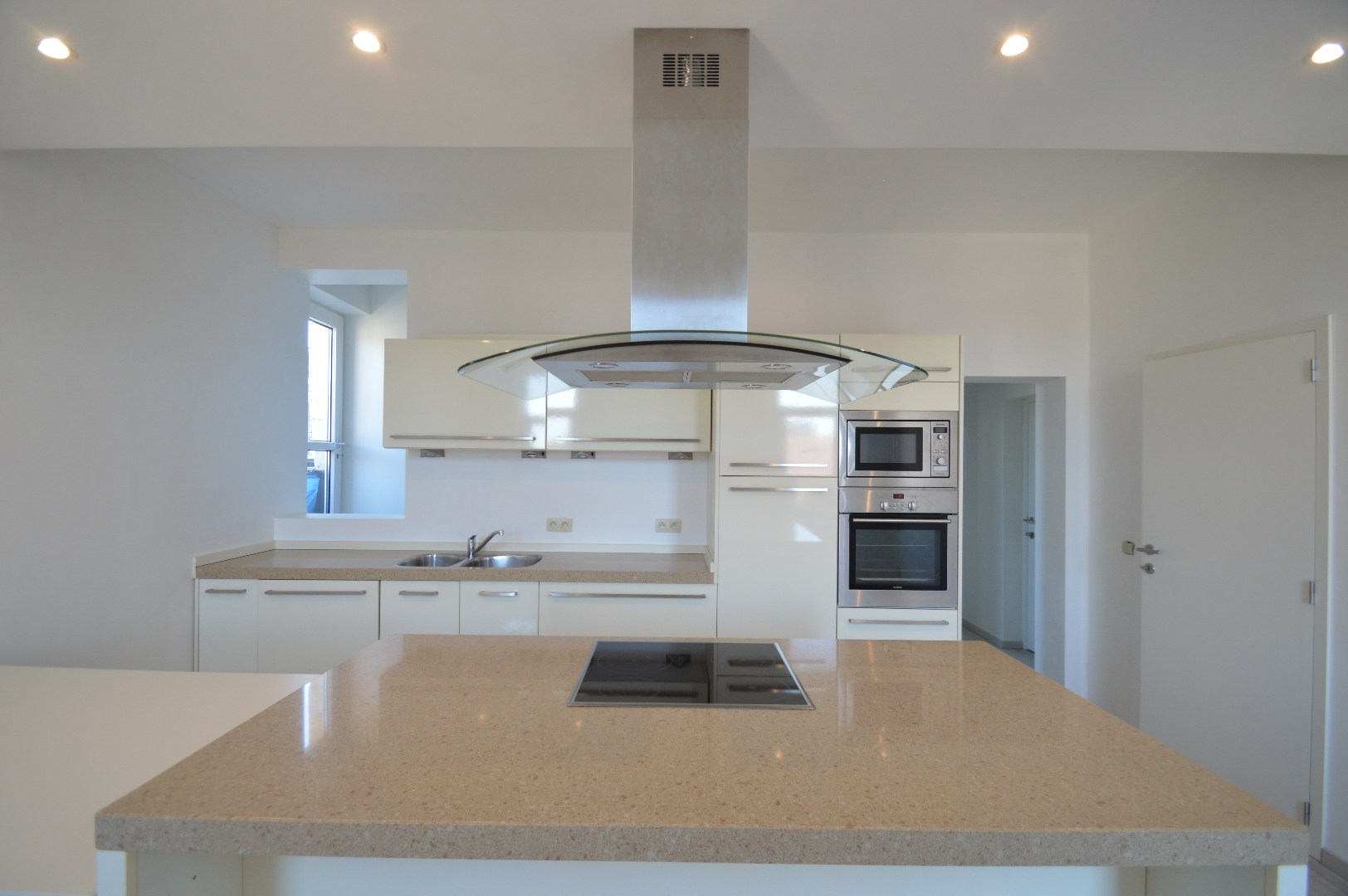 Appartement à louer à Riemst avec 3 chambres - photo 4