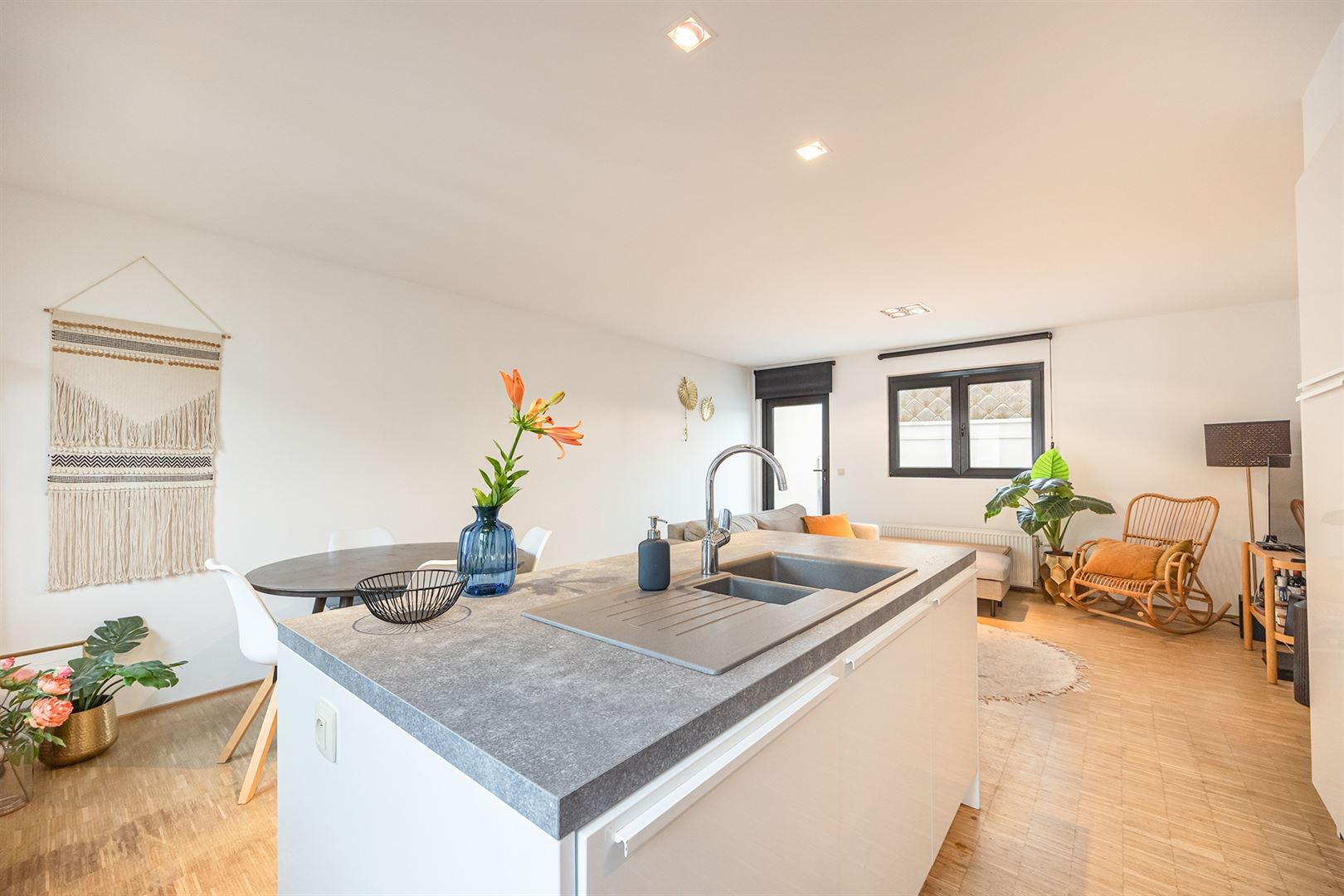 Gemeubeld wonen met terras in hartje Harmonie - foto 5