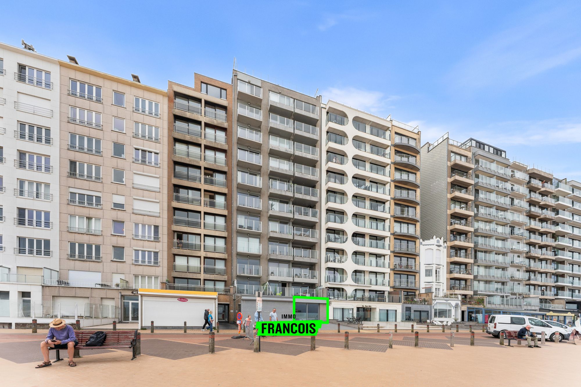Exclusief duplexappartement met 201m² op de Zeedijk in Blankenberge - foto 2