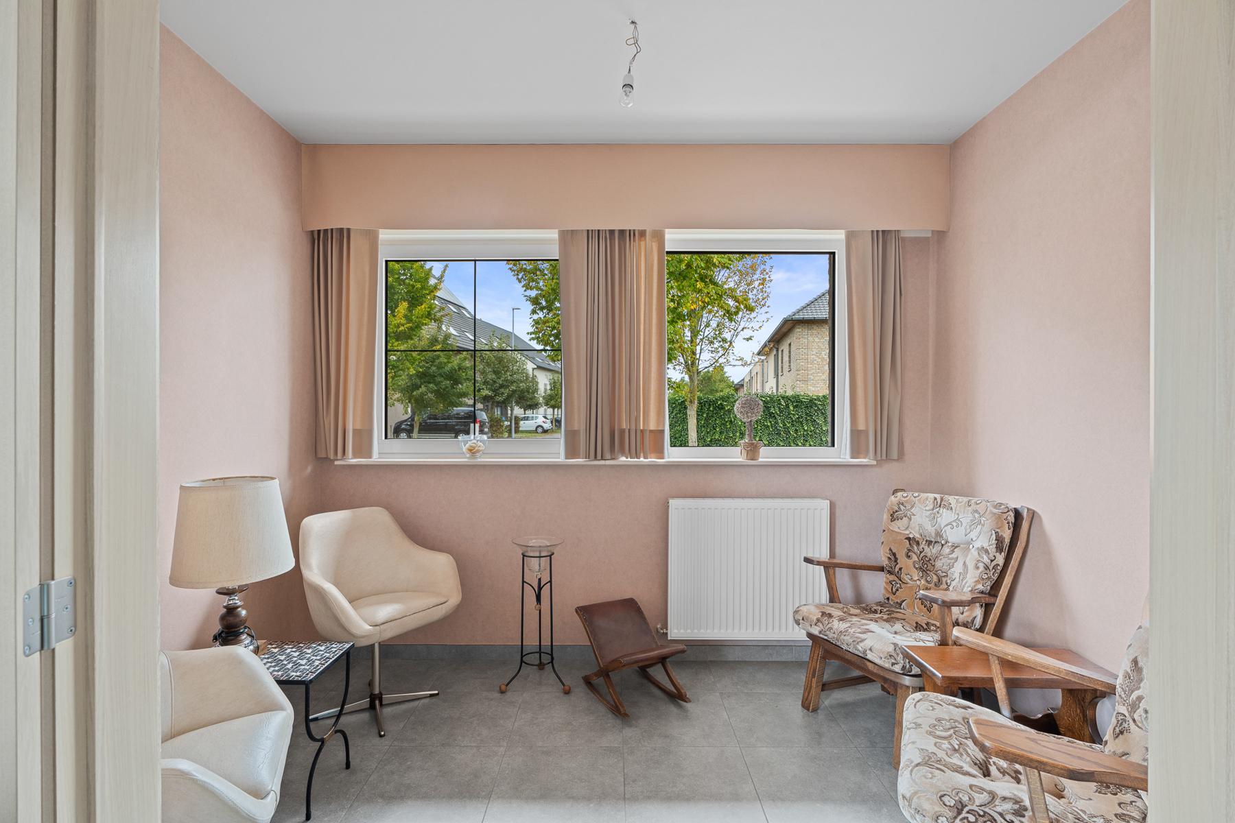 Perfect onderhouden bungalow in een residentiële wijk! - foto 4