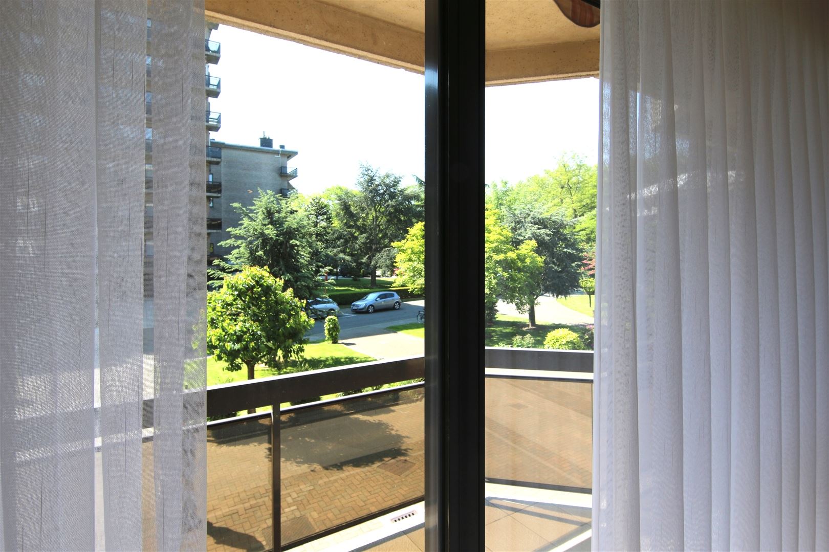 Appartement in het centrum van Beveren - foto 3