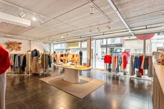Commercial à vendre à Aartselaar