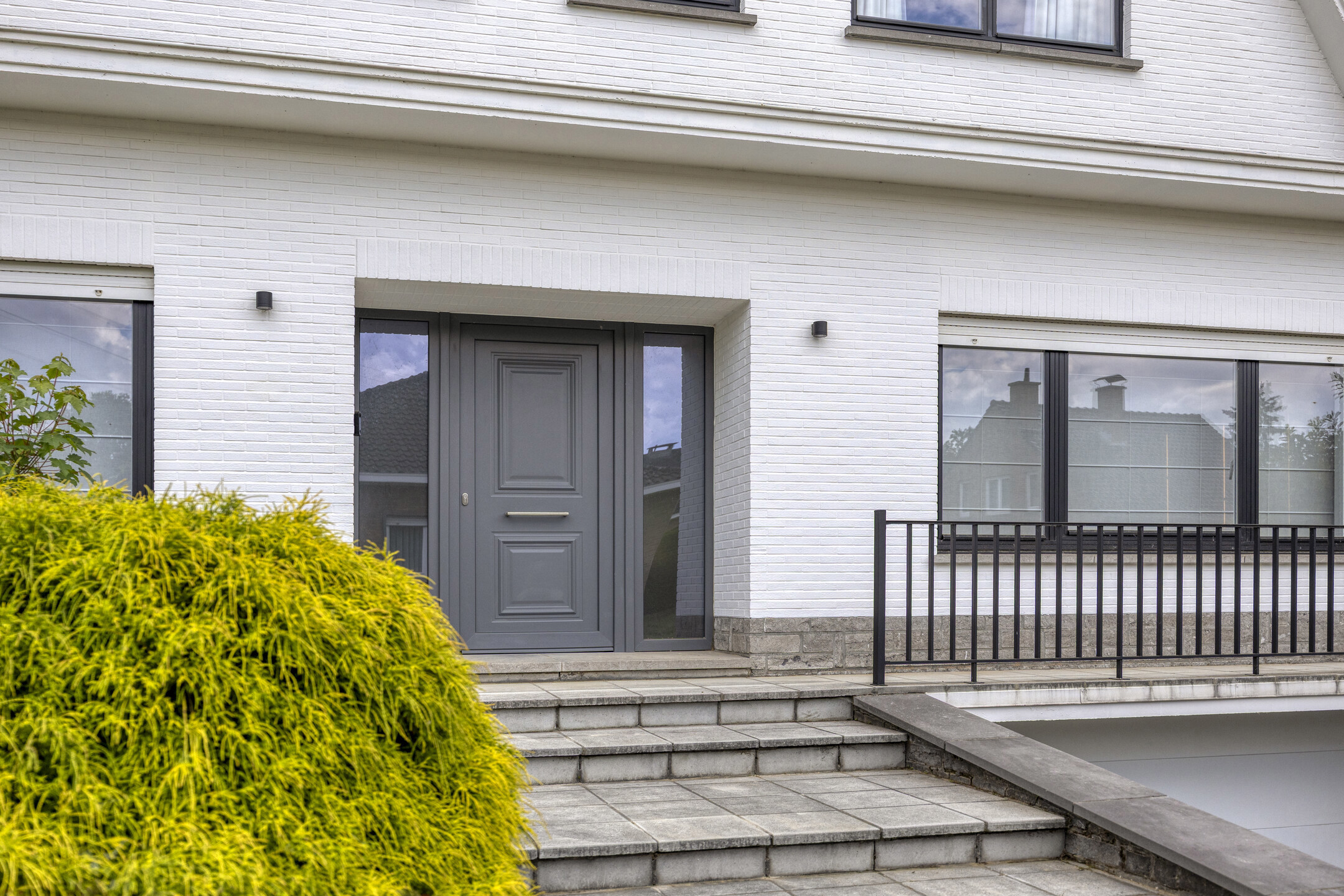 House for sale in Dilbeek with 3 bedrooms - photo 2