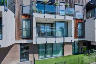 ruim energiezuinig  appartement met 2 slaapkamers, hoogwaardige afwerking en topligging nabij het centrum van LommelWelkom in dit charmante...