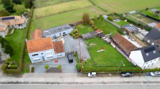 Goed gelegen stuk bouwgrond (Open Bebouwing) met landelijke vergezichten.Perceel (G) van 803m².De grensmarkering op de lichtfoto (rood) heeft een...