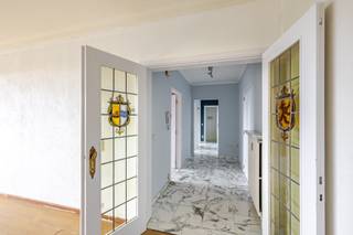 Op zoek naar een lichtrijk appartement op een topligging? Dit prachtig appartement op de 10de verdieping, gelegen aan het Stadspark van Aalst...