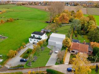 Mooi gelegen perceel voor zonevreemde woning na afbraak huidige woning (ca. 2343 m²)Algemeen:- Uitbreidingsmogelijkheid tot 1000 m³- Boomgaard...