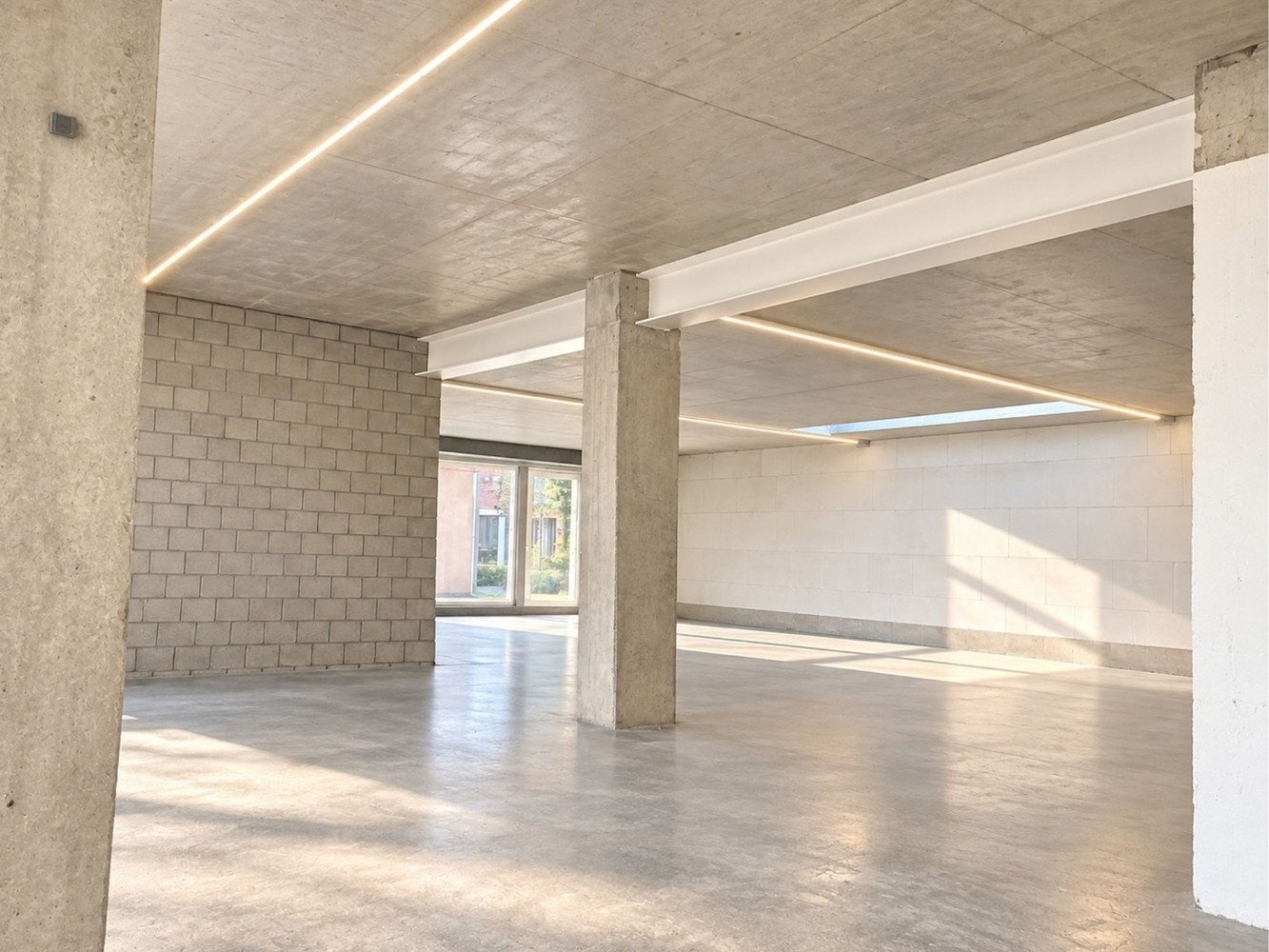 COMMERCIËLE RUIMTE OP TOPLOCATIE IN OUD-BERCHEM! - foto 5