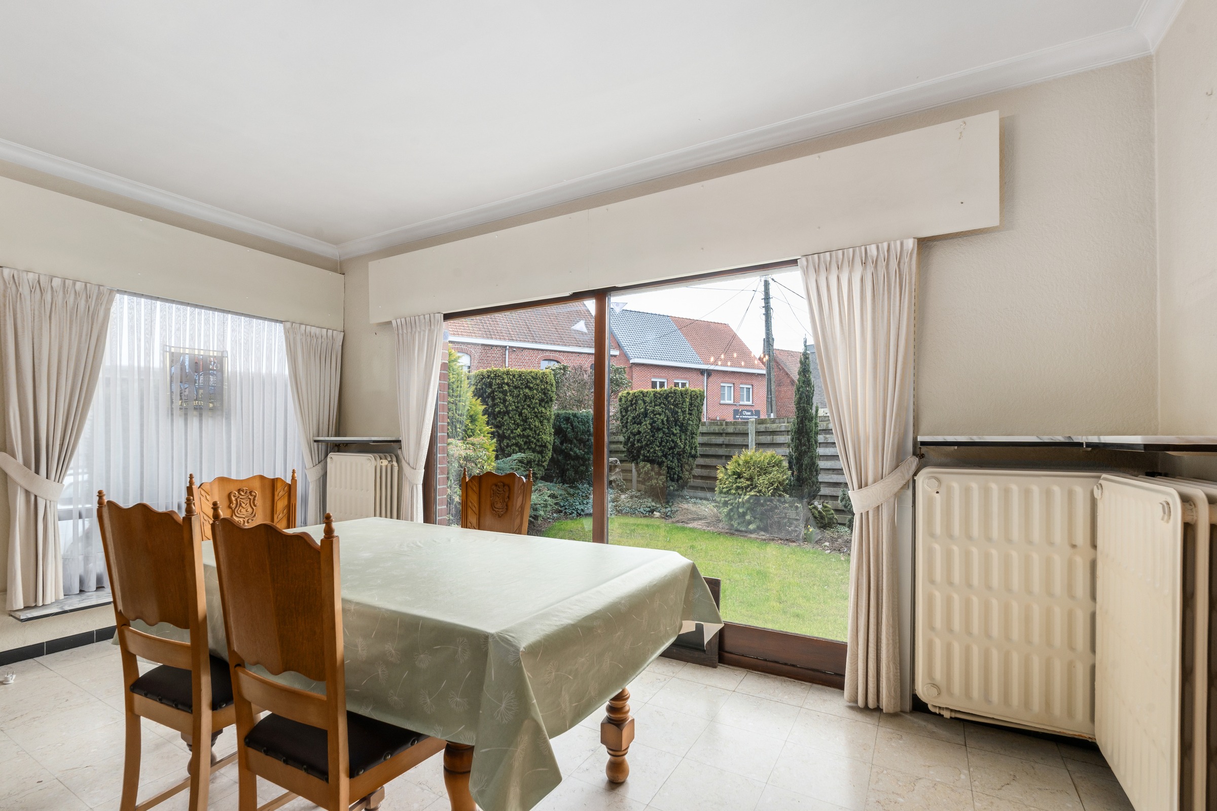 Toffe te renoveren woning te koop in Sint-Baafs-Vijve - foto 4