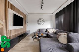 Gelijkvloers appartement in het centrum van Grobbendonk. <br /><br />Indeling: gemeenschappelijke inkomhal, leef- en eetruimte met tal van natuurlijk lichtinval en een open keuken met terrasje, één ruime slaapkamer, badkamer met een aparte bergruimte/wasruimte. Tevens beschikt het appartement nog over een ruime kelderberging.<br />Dankzij de doodlopende straat en zijn verbindingswegen is de locatie een grote meerwaarde.<br /><br />EPC: 178 kWh/m² / label B<br /><br />Wenst u graag meer info of een bezoek? Contacteer IMMO SP op het nummer 014/51.95.00 of via grobbendonk@immosp.be
